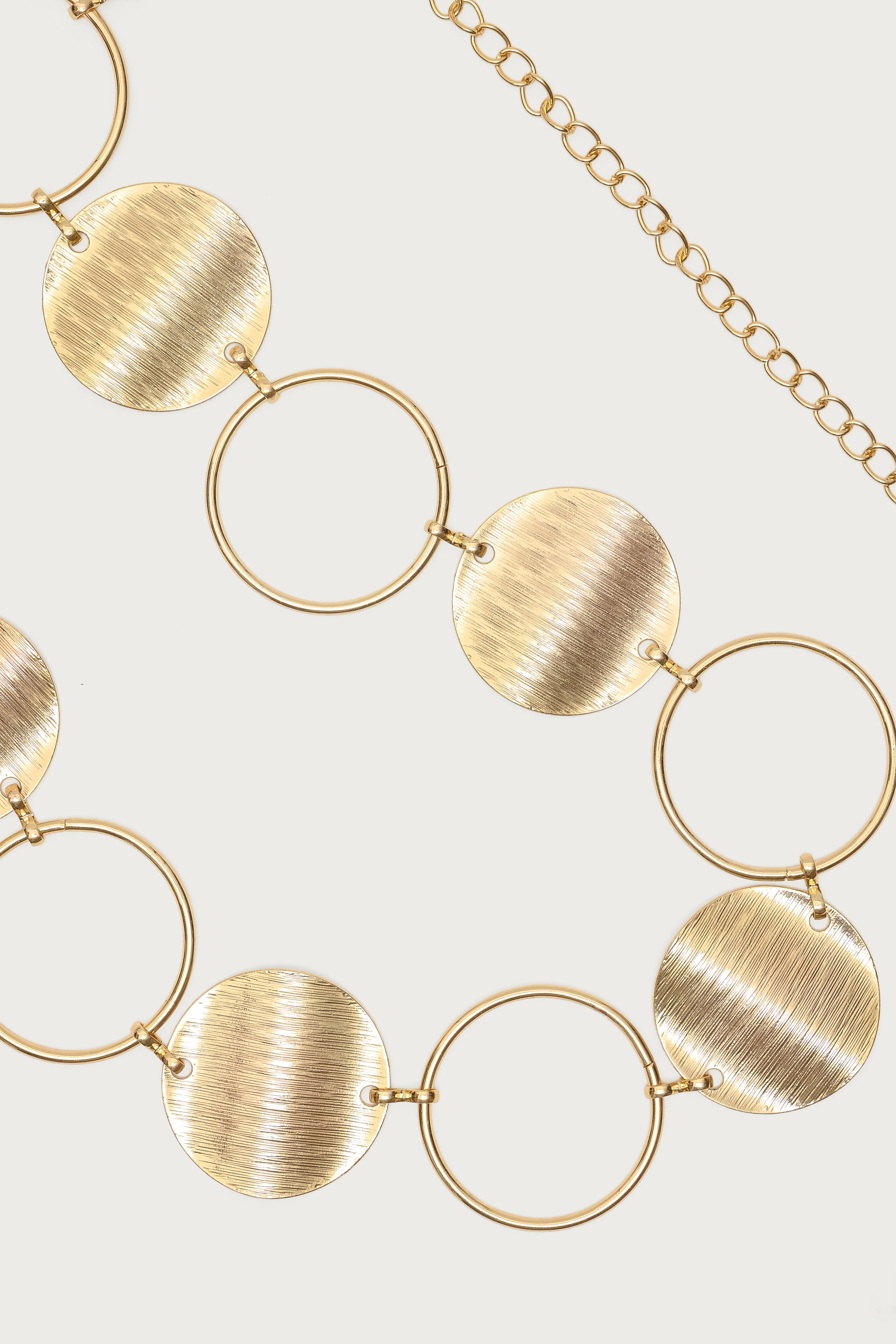 Chunky Circle Chain Belt - Image 3