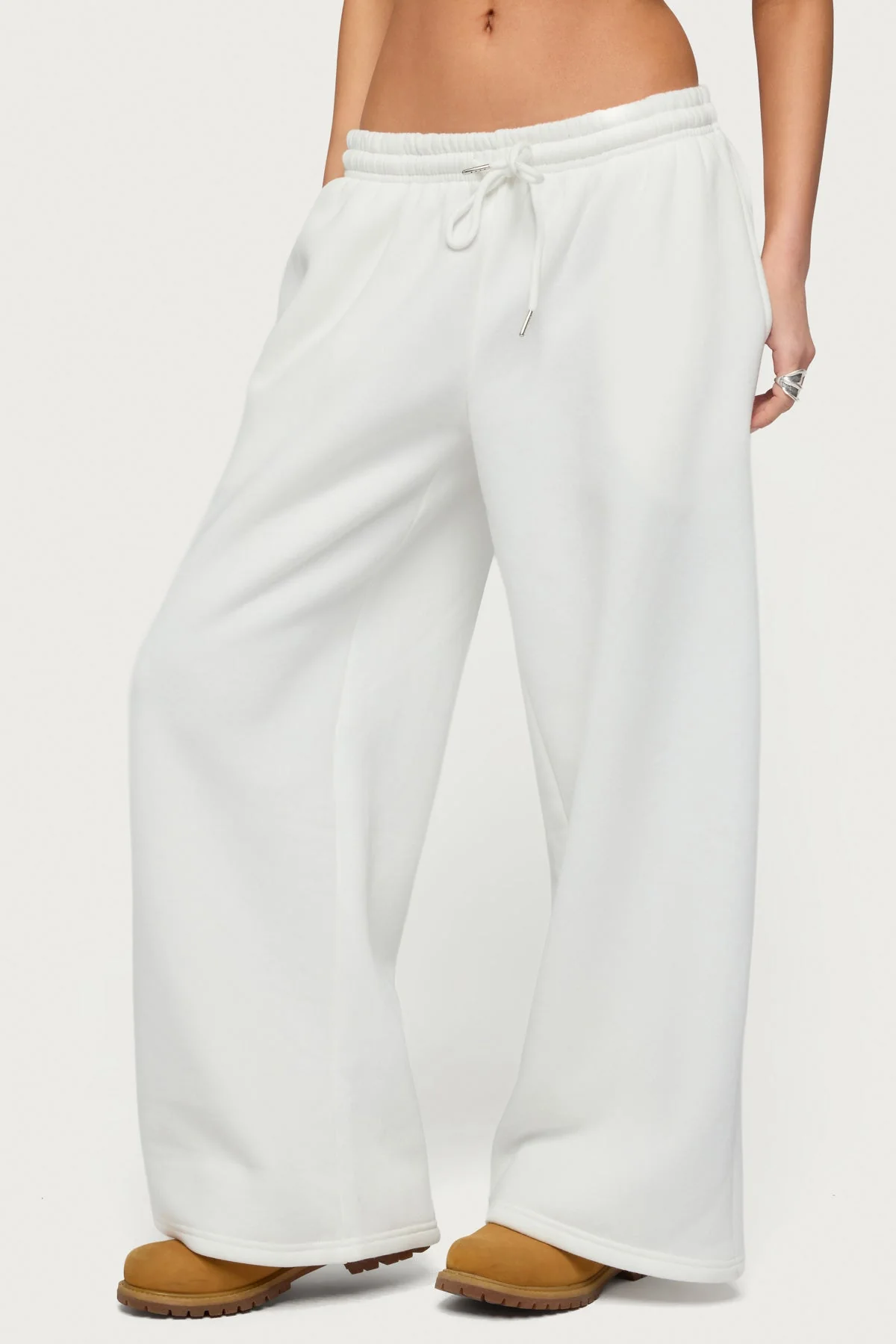 Petite Kamari Low Rise Wide Joggers - Image 3
