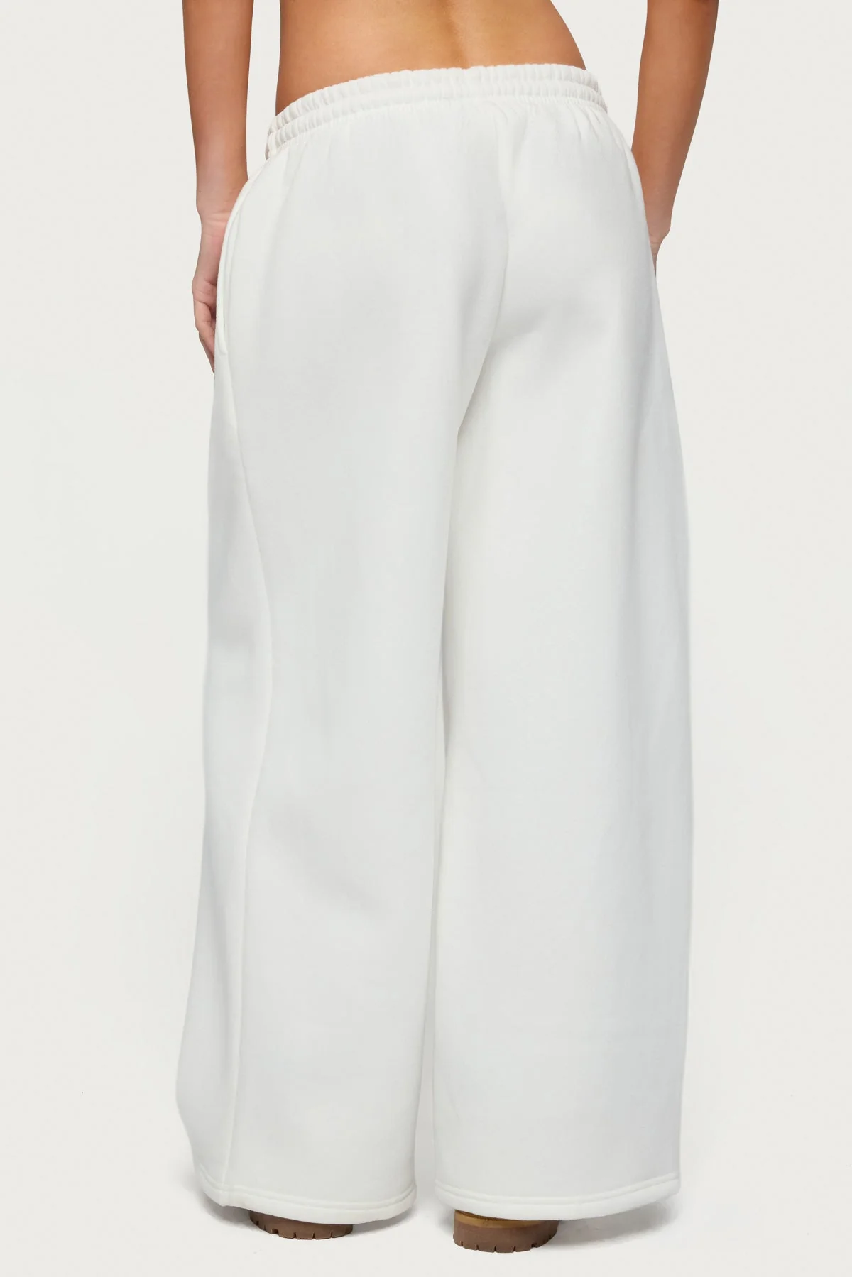 Petite Kamari Low Rise Wide Joggers - Image 4