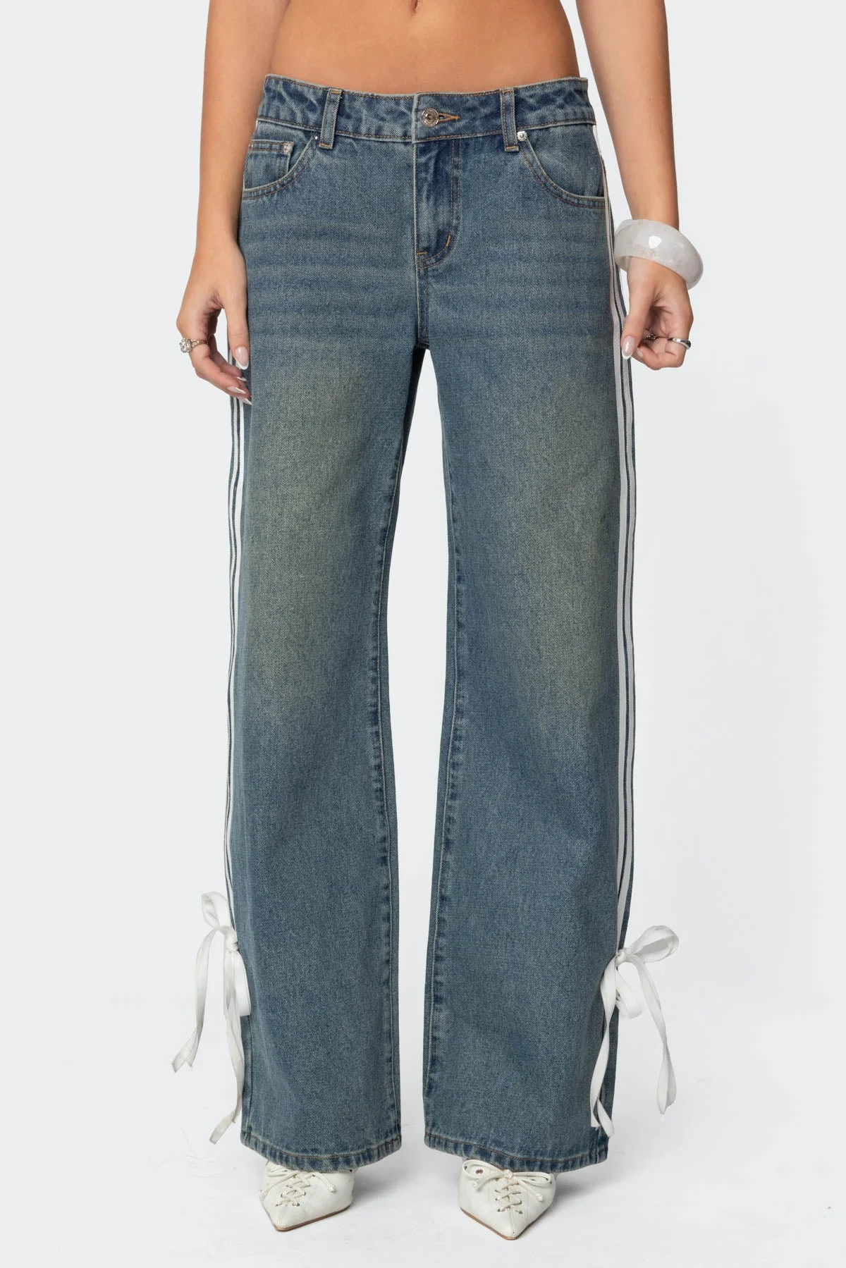 Ribbon Washed Low Rise Baggy Jeans - Image 2