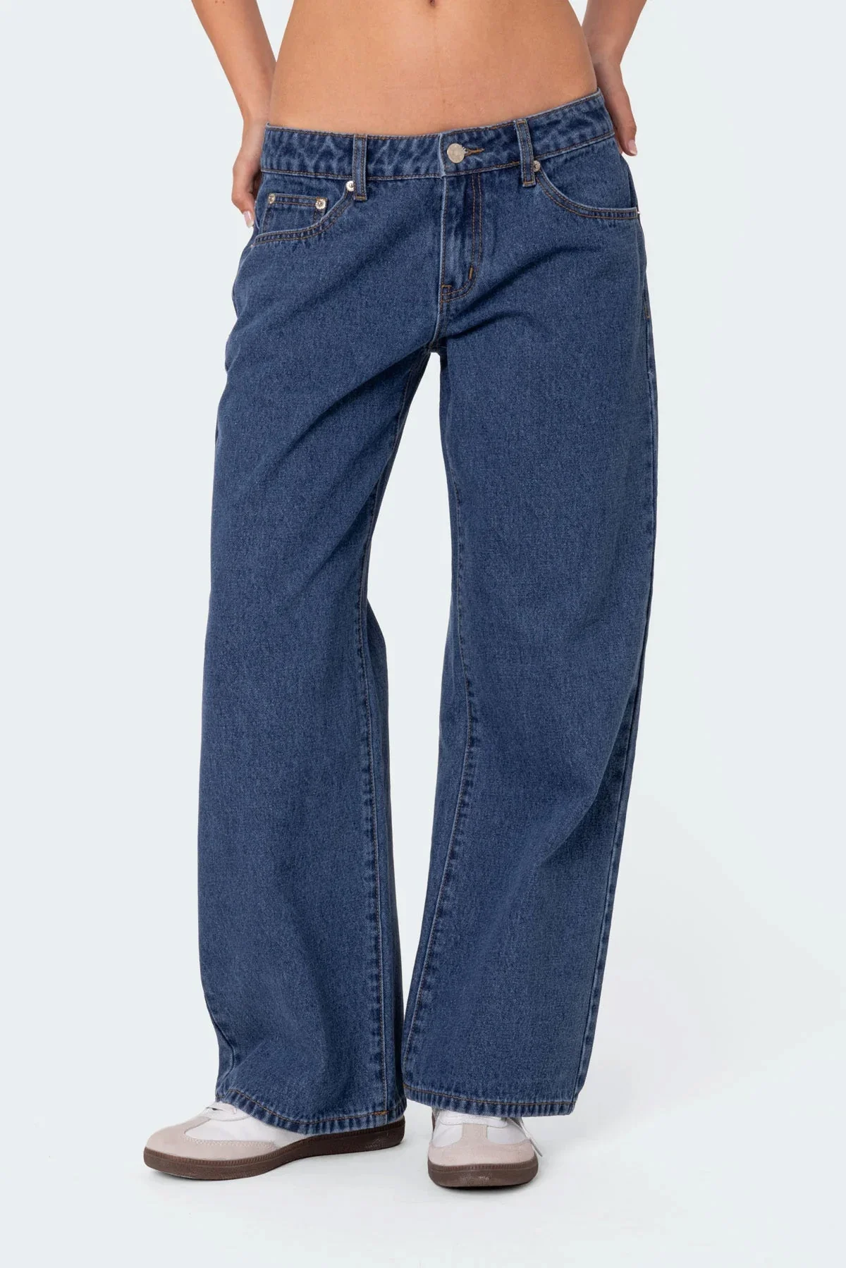 Petite Raelynn Washed Low Rise Baggy Jeans - Image 2