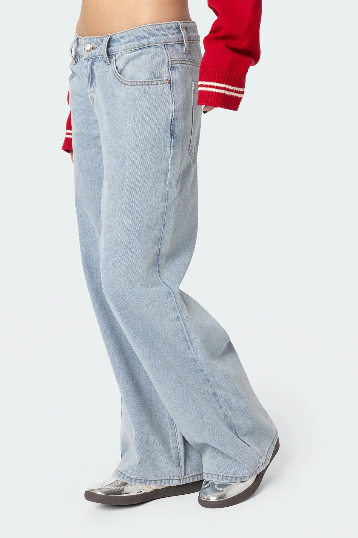 Petite Raelynn Washed Low Rise Baggy Jeans - Image 3