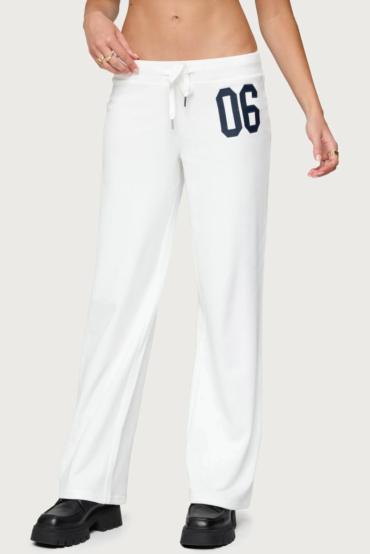 06 Joggers - Image 2