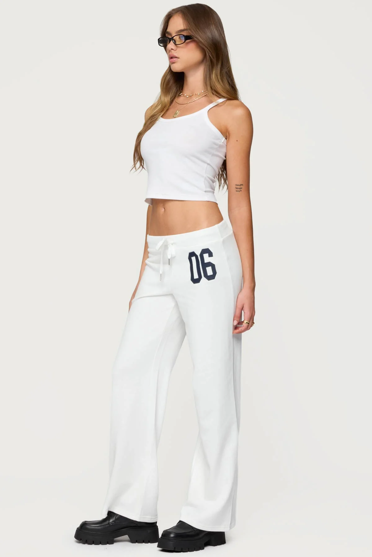 06 Joggers - Image 4