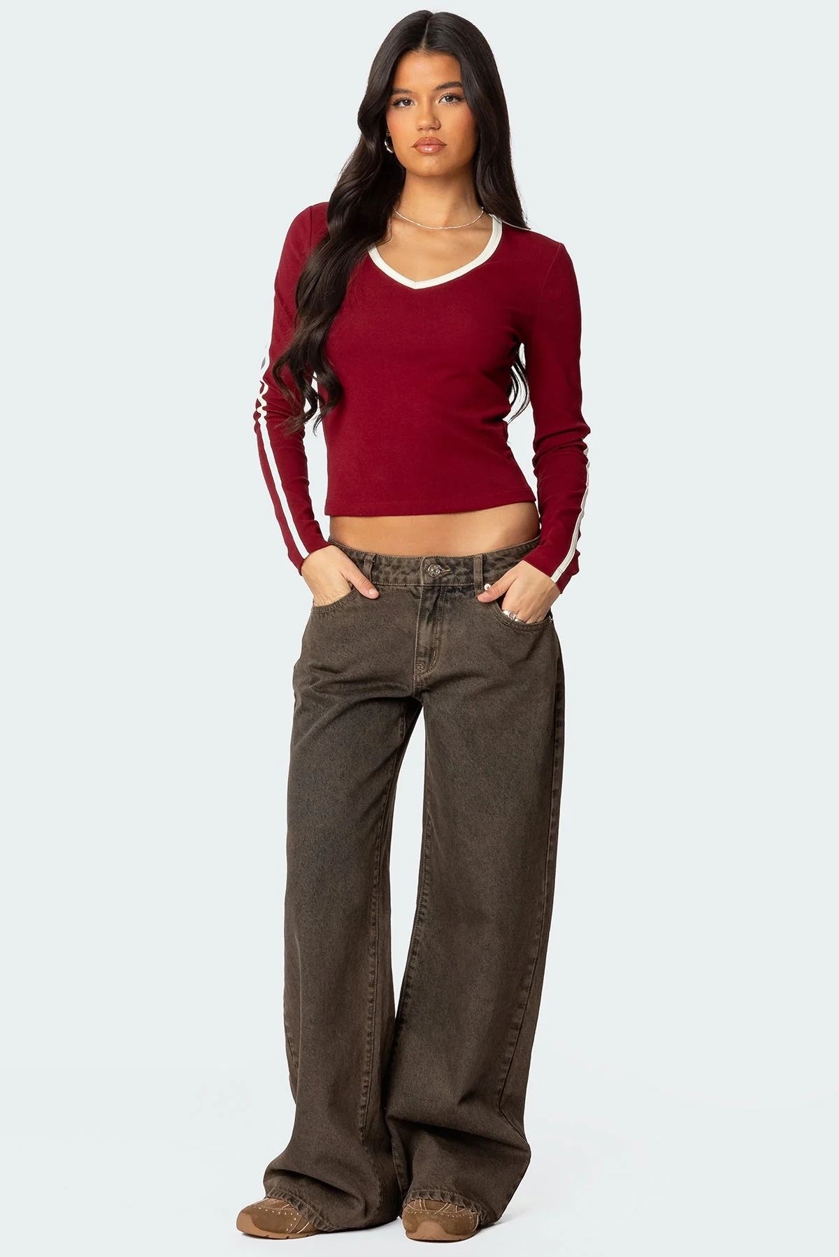 Contrast V Neck Long Sleeve T Shirt - Image 2