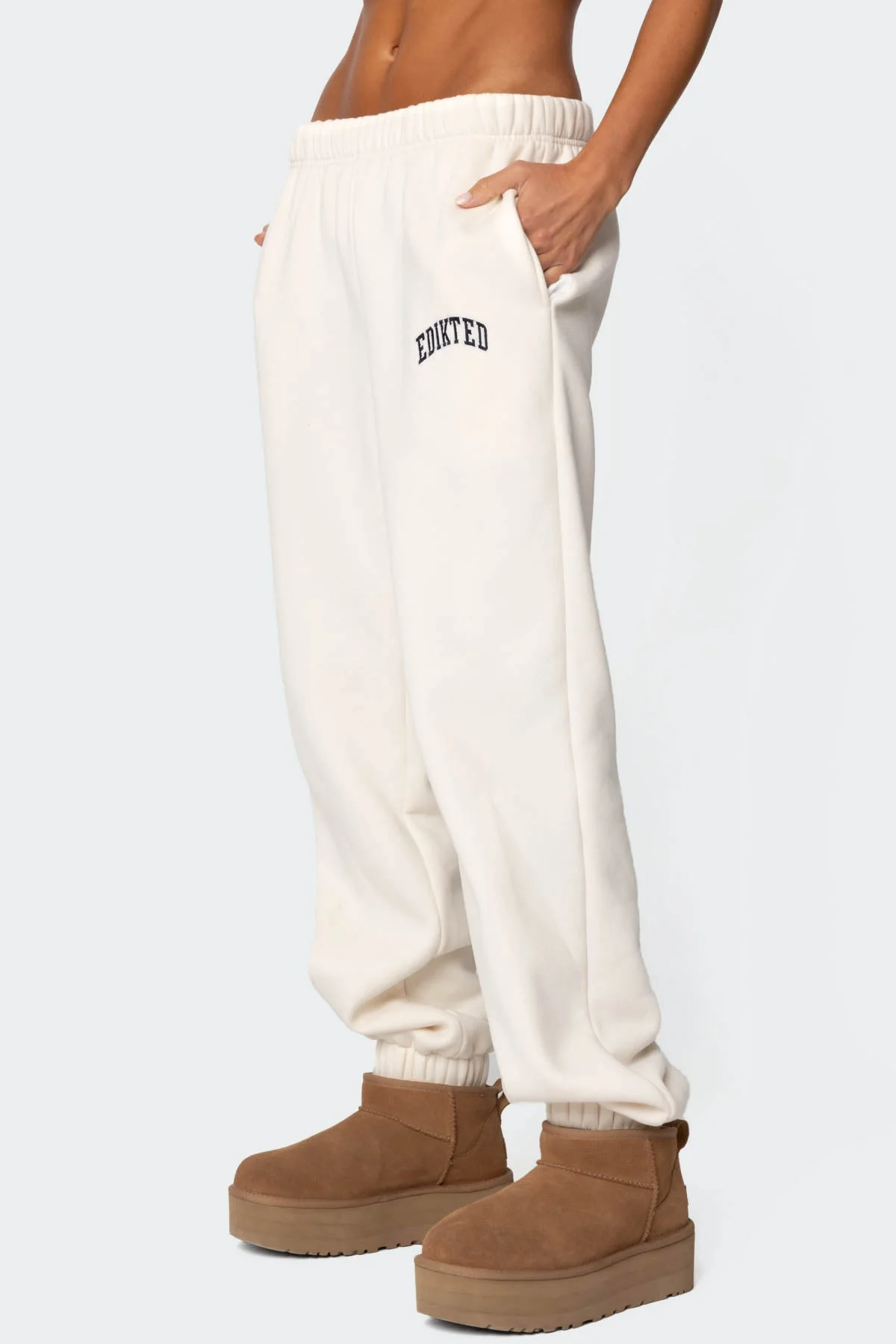 Edikted Babe Oversized Joggers - Image 3