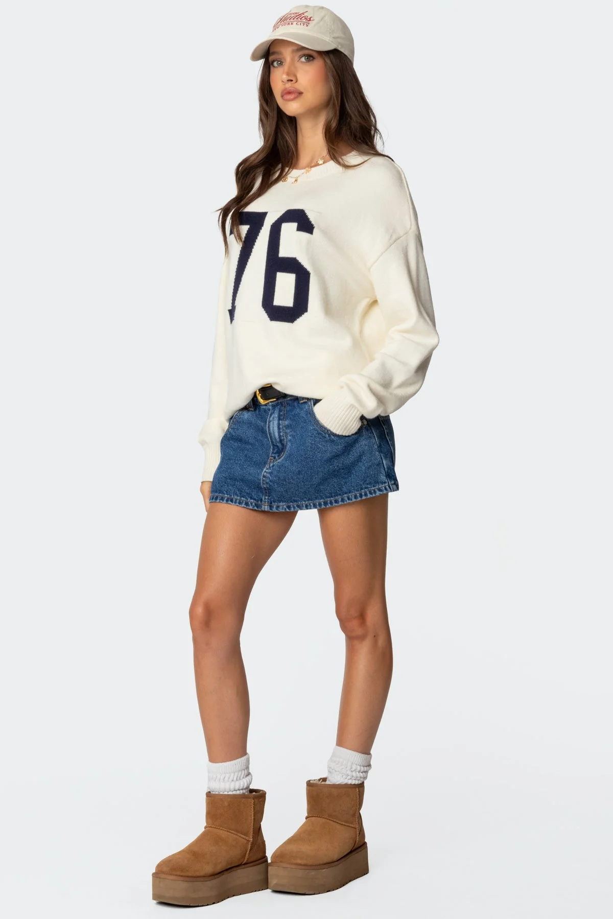 76 Sweater - Image 4