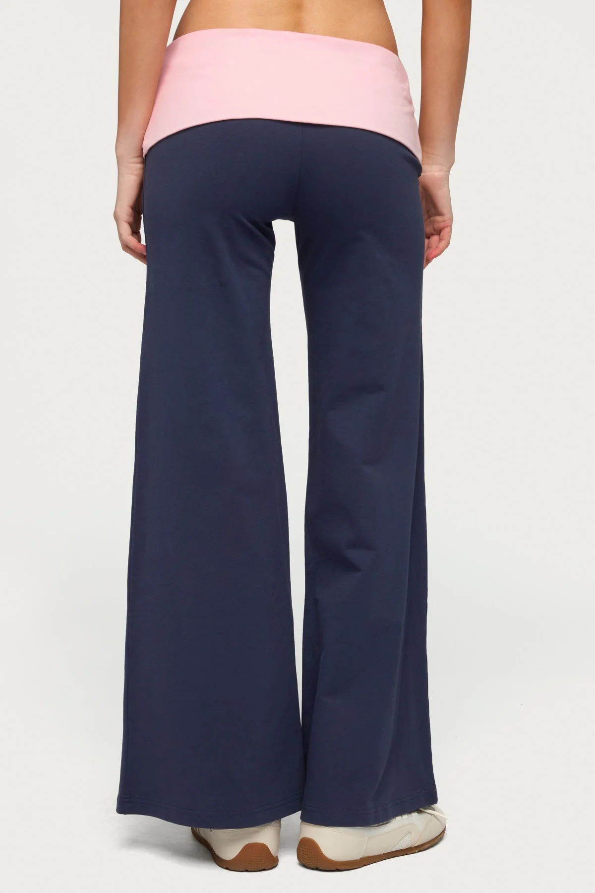 Petite Wide Leg Contrast Foldover Trousers - Image 4