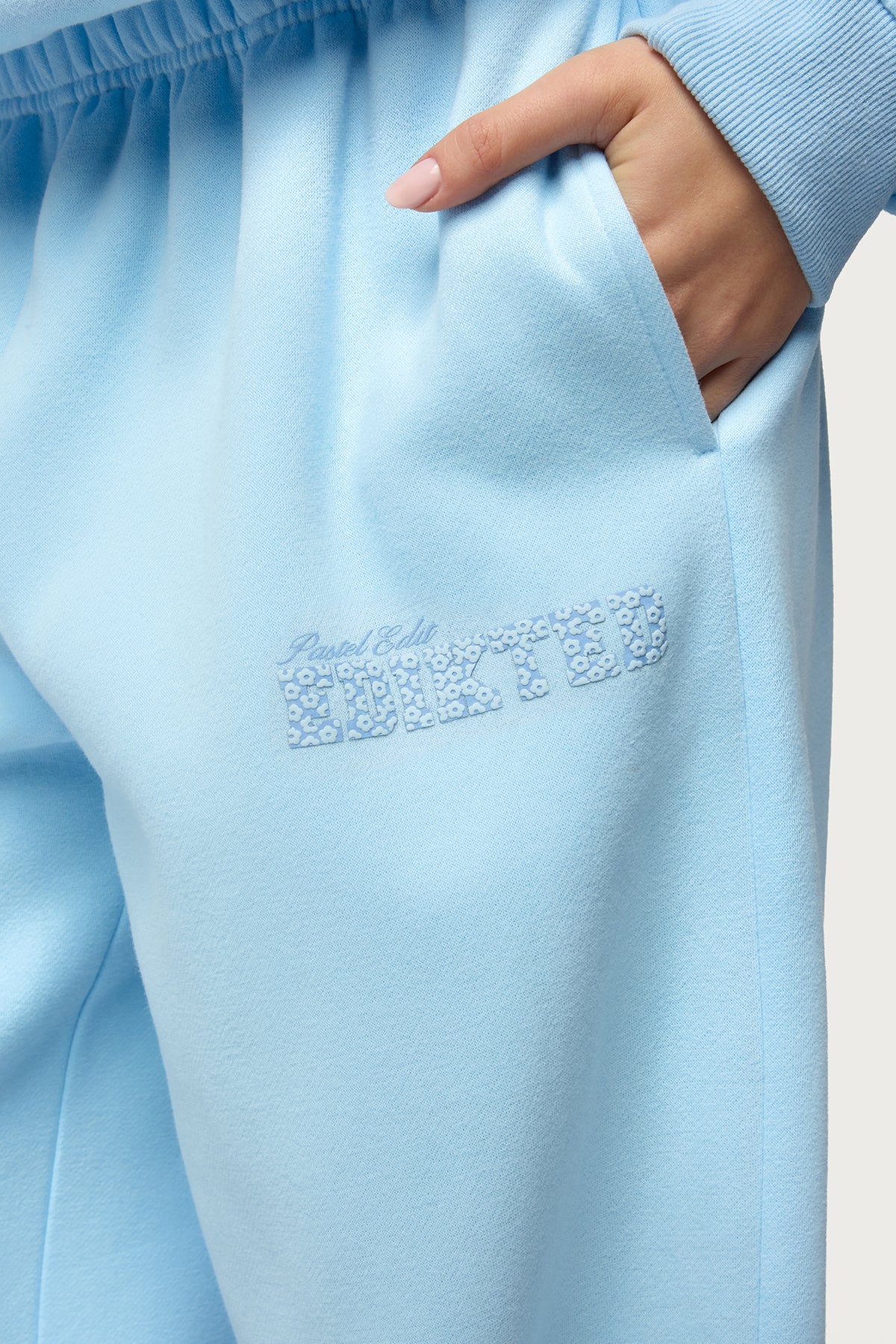 Pastel Edit Edikted Joggers - Image 3
