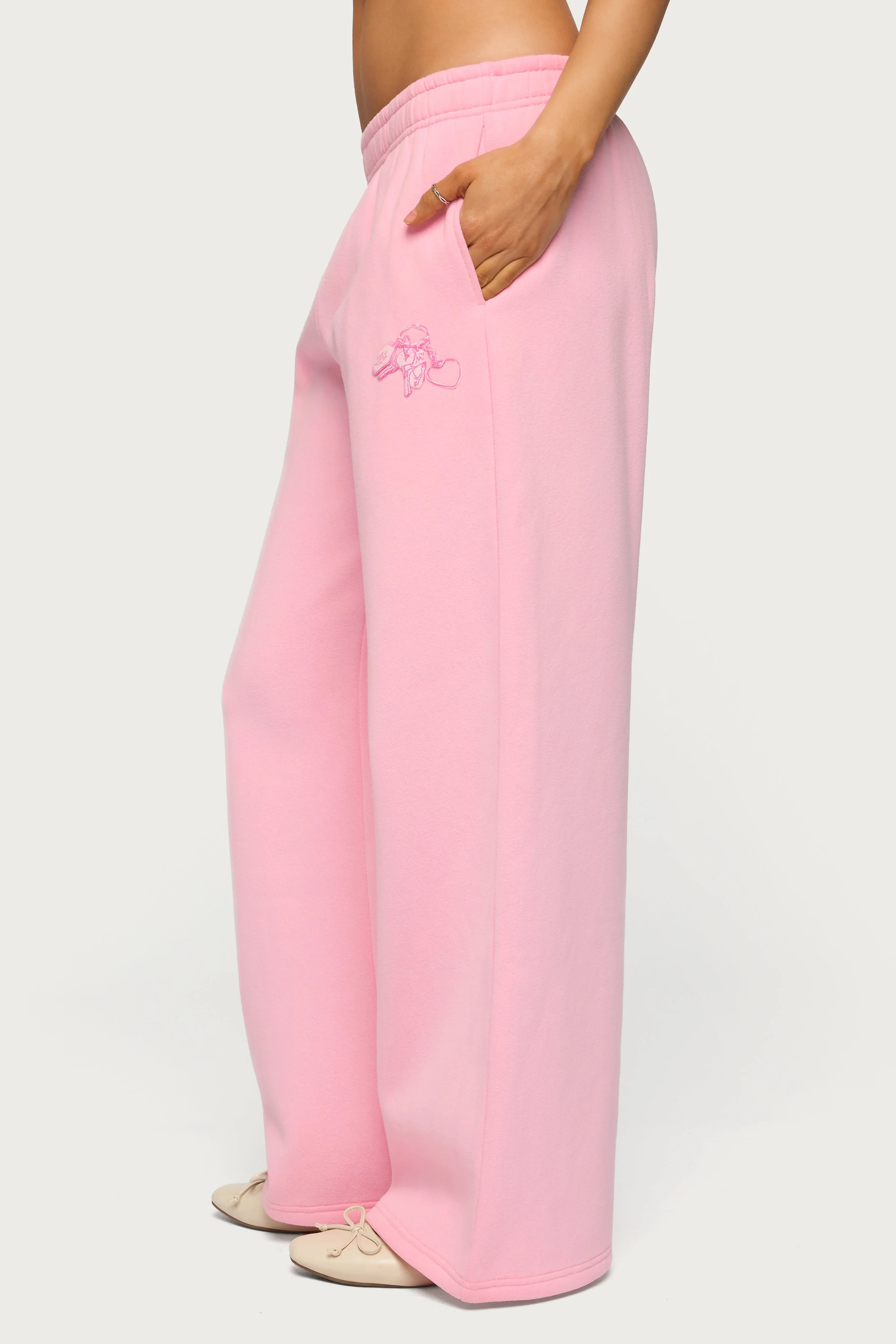 Keychain Cutie Straight Leg Joggers - Image 3