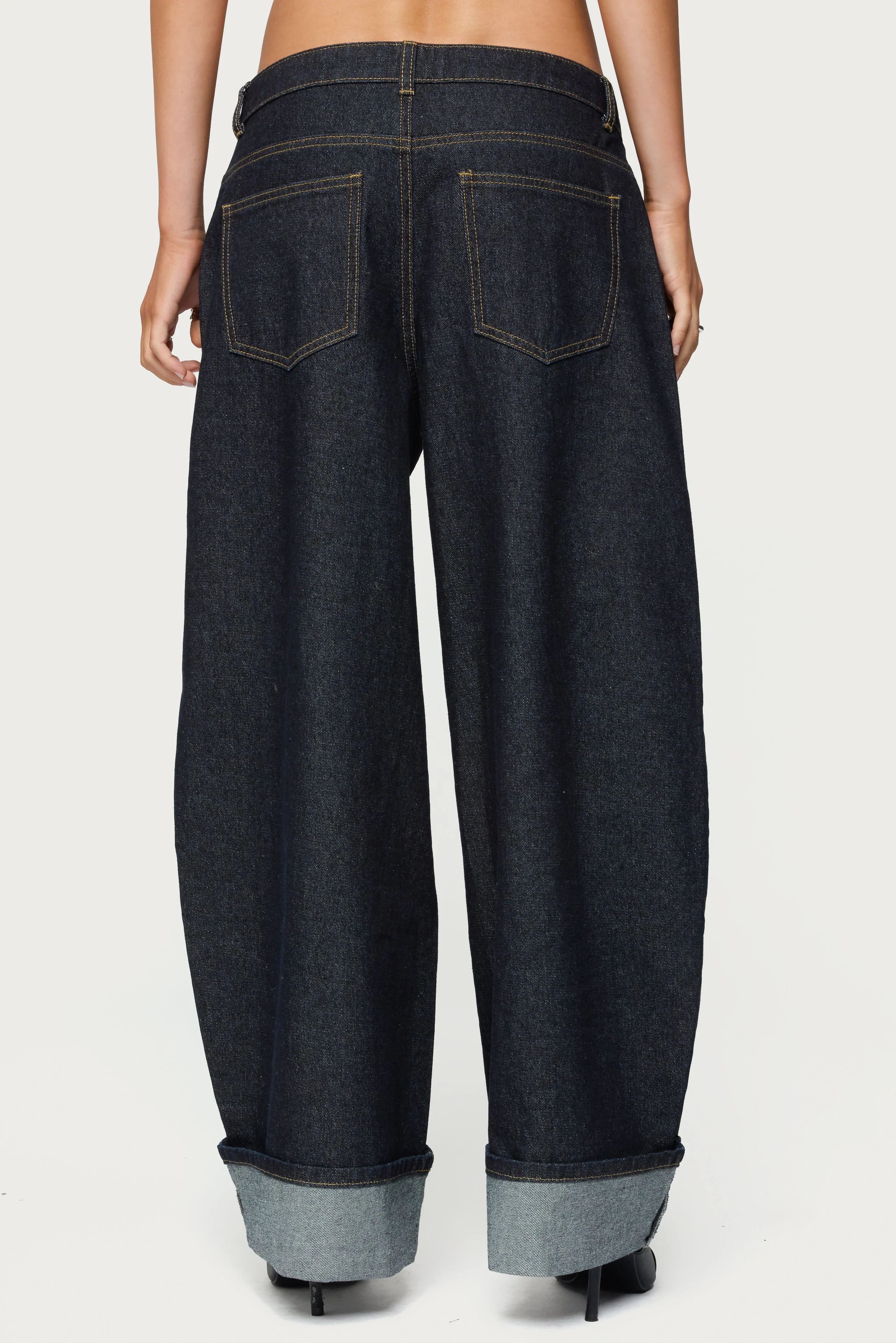 Petite Kella Low Rise Baggy Jeans - Image 5