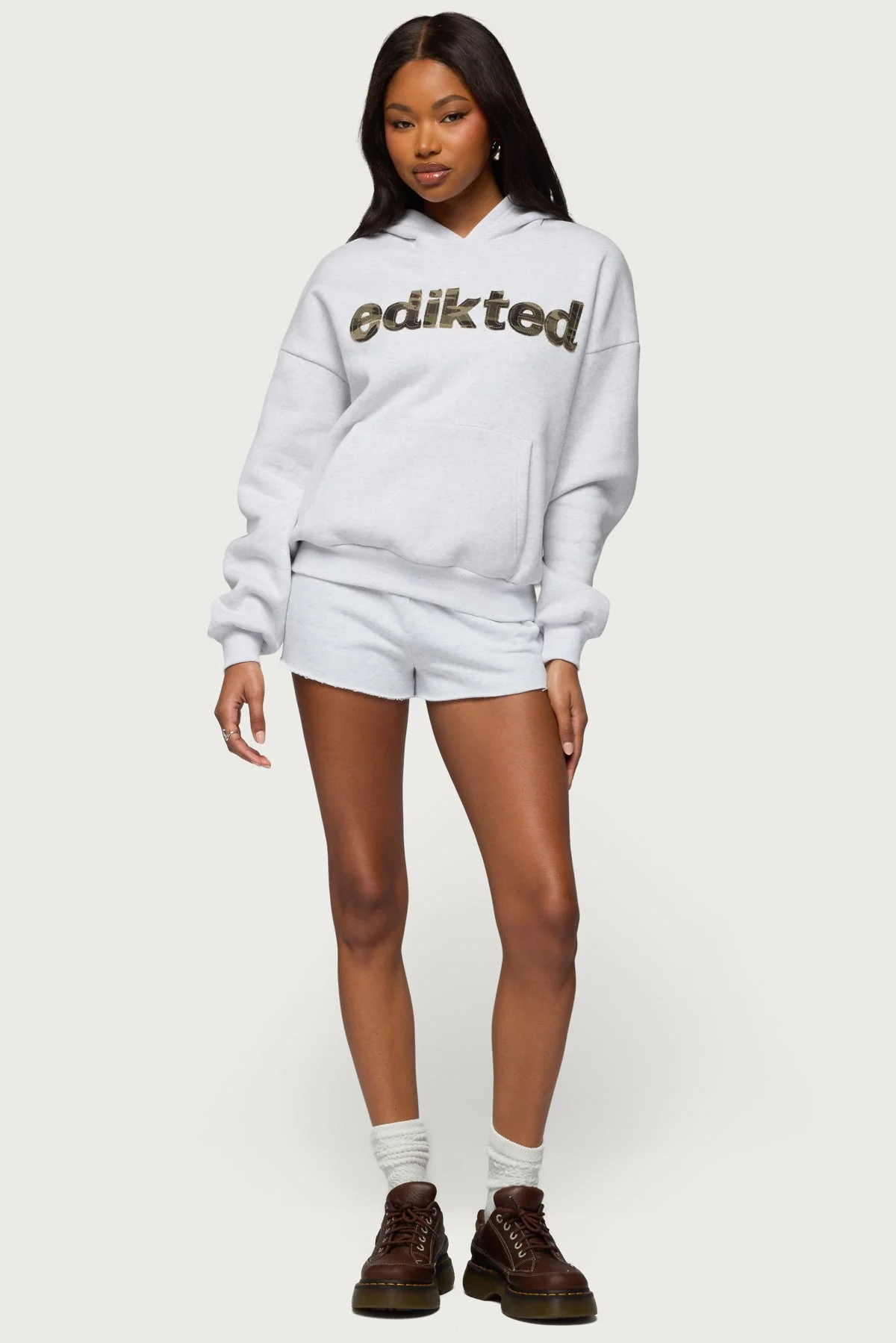 Edikted Cutie Sweat Shorts - Image 5