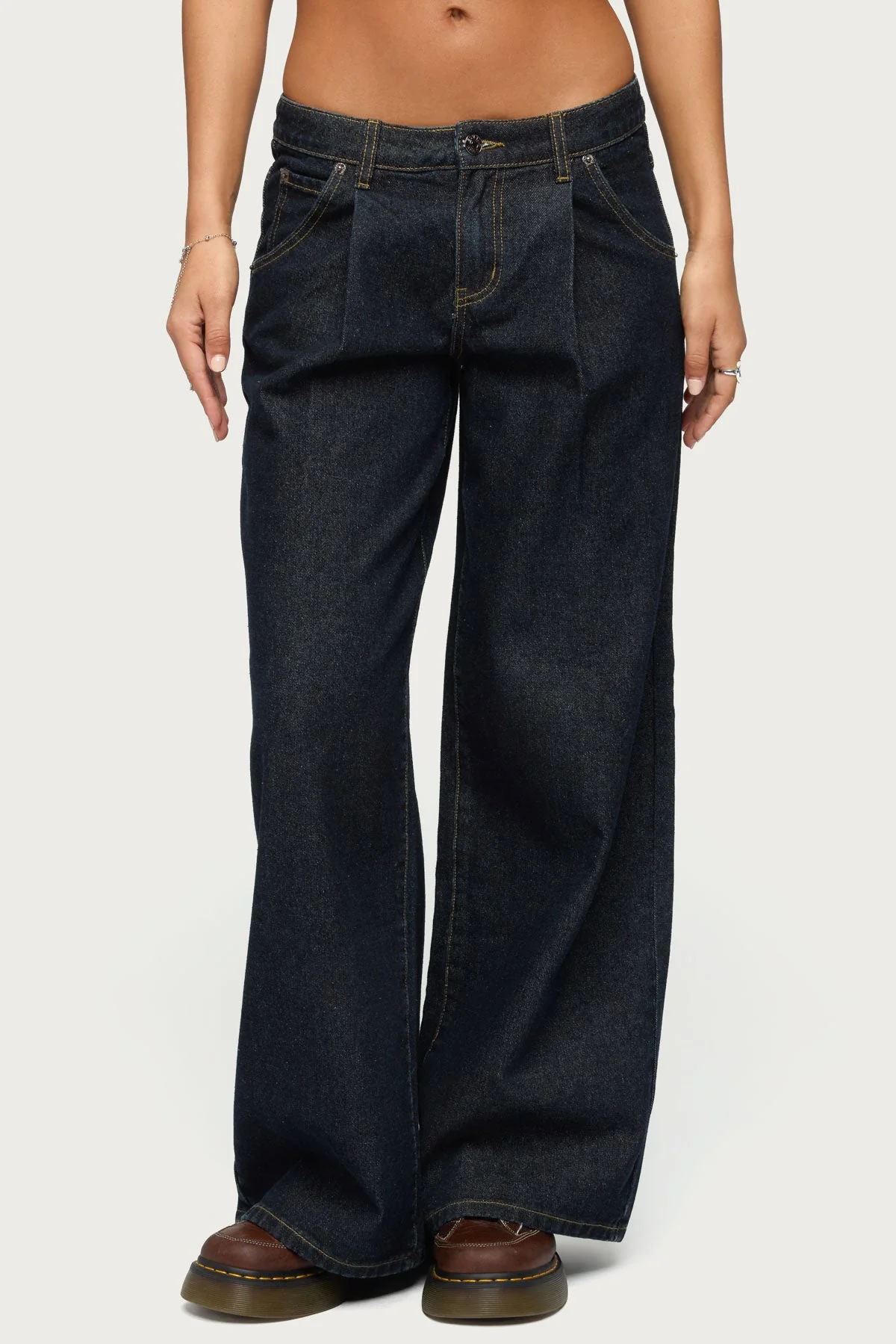 Pleated Low Rise Wide Leg Jeans - Image 2